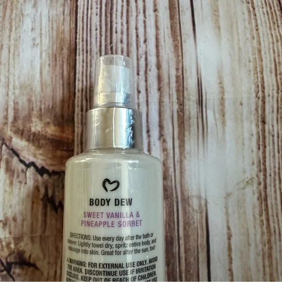PR Sweet Fantasie Sweet Vanilla & Pineapple Sorbet Body Dew Hydrating Body Oil - Picture 6 of 8